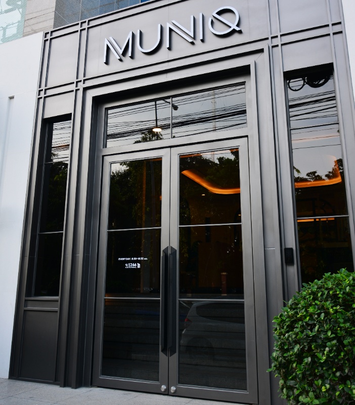 MUNIQ Sukhumvit23 — 2